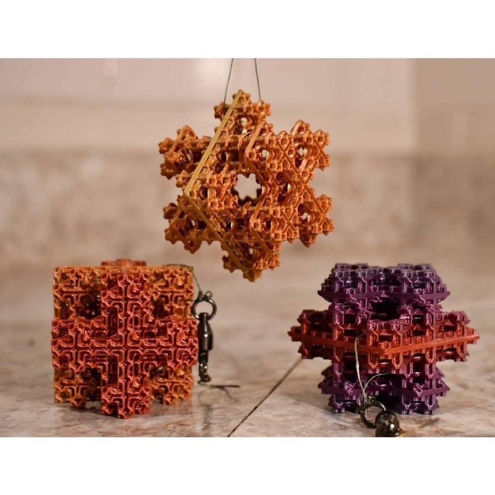 3D Printed Fractal Koch Snowflake Christmas Ornament; free spinning; Holiday dec